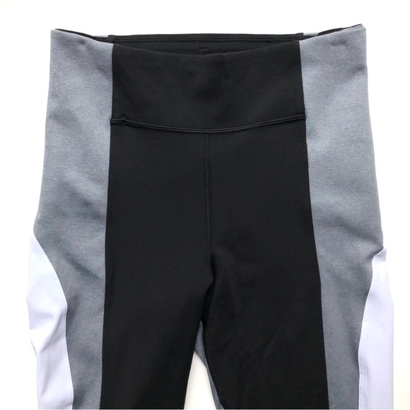Athleta Crest Color block Tight Black White High Rise Leggings - Picture 7 of 12